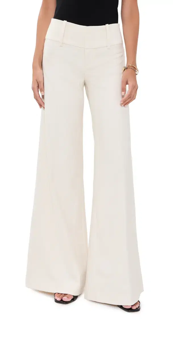 Alice + Olivia Olivia Wide Leg Flare Pants Chino