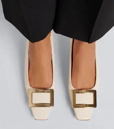 Roger Vivier Belle Vivier patent leather pumps | Thumbnail 5