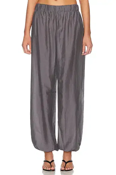 L'Academie Harmi Pant