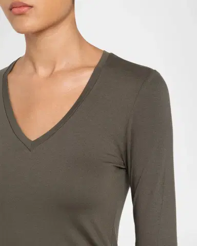 Majestic Filatures Flat Edge V-Neck Long-Sleeve Tee | Thumbnail 5