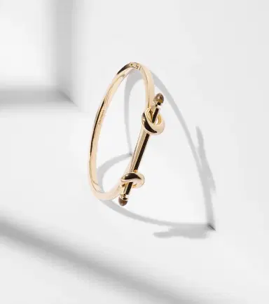 Ananya Chakra 18kt gold bangle with quartz | Thumbnail 5