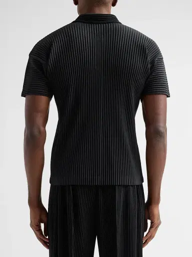 Homme Plissé Issey Miyake Men's Pleated Knit Polo Shirt - Black | Thumbnail 3