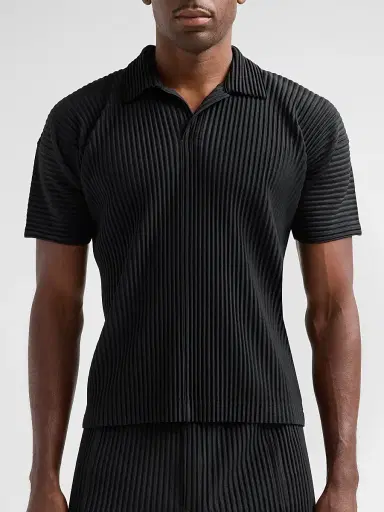 Homme Plissé Issey Miyake Men's Pleated Knit Polo Shirt - Black | Thumbnail 5