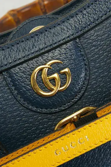 Gucci Diana Handbag | Thumbnail 6 Gucci Diana Handbag | Thumbnail 6