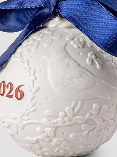 Lladro Special US 250th Anniversary Christmas Ball | Thumbnail 4 Lladro Special US 250th Anniversary Christmas Ball | Thumbnail 4