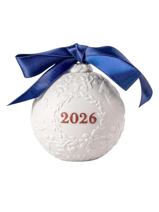 Lladro Special US 250th Anniversary Christmas Ball - White