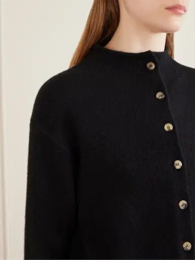 Khaite Annora wool and cashmere-blend turtleneck sweater | Thumbnail 4 Khaite Annora wool and cashmere-blend turtleneck sweater | Thumbnail 4