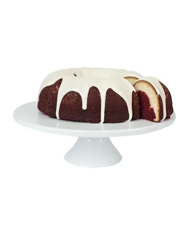 PM Delights Red/White Velvet Bundt Cake