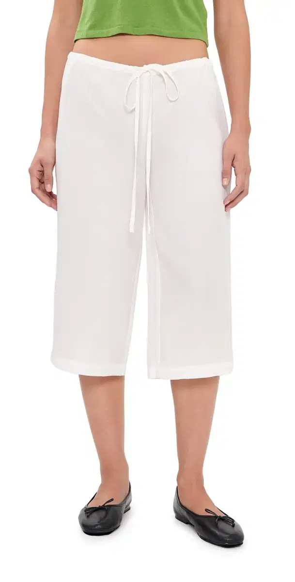 With Jean Arden Capri Pants White