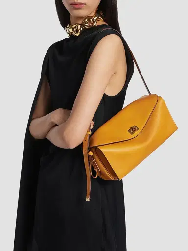 Balenciaga Women's Le 7 Medium Shoulder Bag | Thumbnail 4