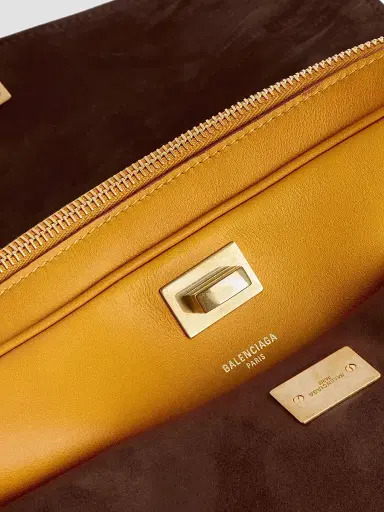 Balenciaga Women's Le 7 Medium Shoulder Bag | Thumbnail 8