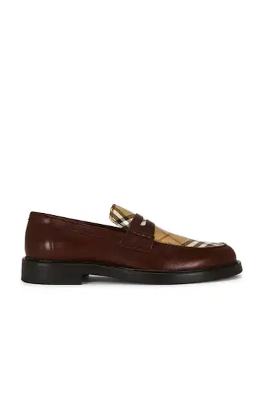Burberry Pembroke Loafer | Thumbnail 1