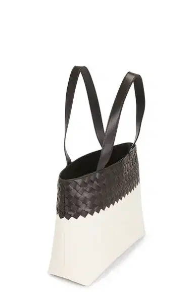 Bottega Veneta Small Zipped Tote Canvas Bonded Intr. 15 Avenue | Thumbnail 4 Bottega Veneta Small Zipped Tote Canvas Bonded Intr. 15 Avenue | Thumbnail 4