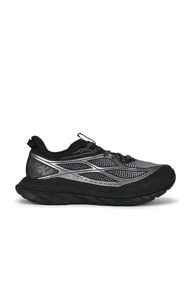 Hoka Mach Remastered Aura Sneaker