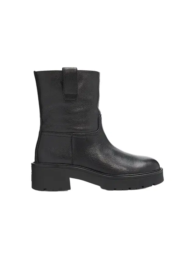 Stuart Weitzman Women's Ren Leather Lug Sole Boots