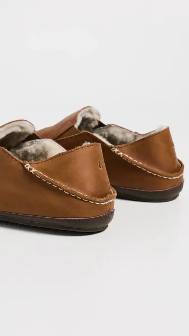 OluKai Moloa Slippers Toffee/Dk Wood | Thumbnail 3