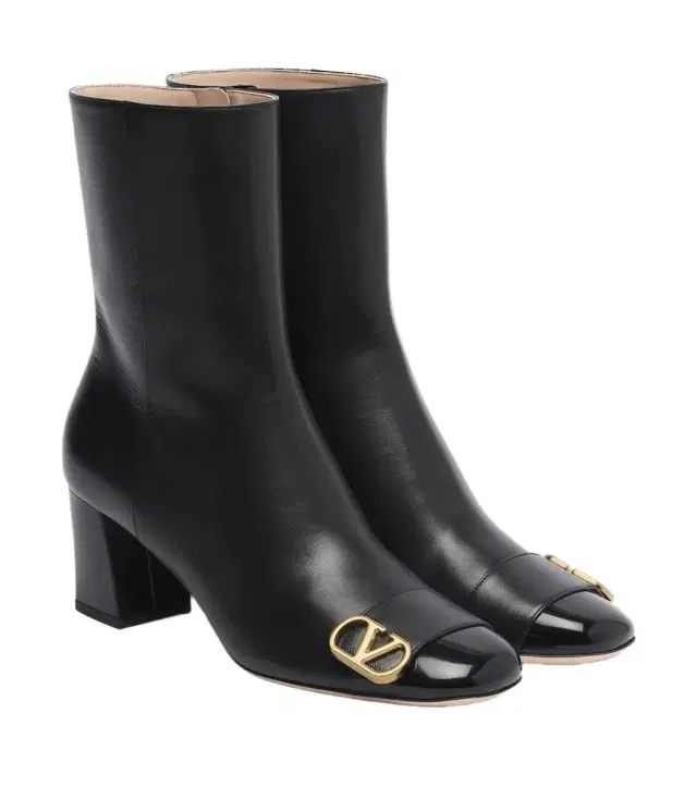 Valentino Garavani Veeside leather ankle boots