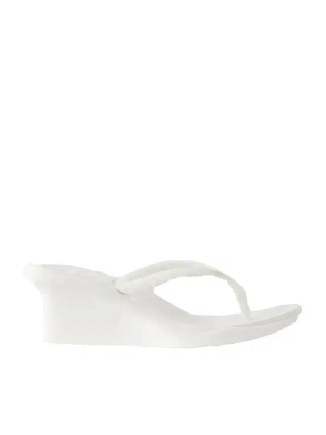Bloumme Pilar Recycled Thong Sandals