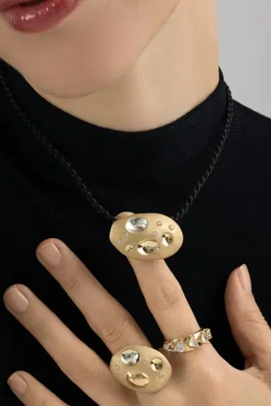 CAROL KAUFFMANN Diamond Rocks Flinstones Pendant Necklace | Thumbnail 3 CAROL KAUFFMANN Diamond Rocks Flinstones Pendant Necklace | Thumbnail 3