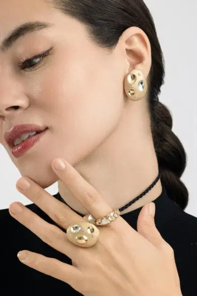 CAROL KAUFFMANN Diamond Rocks Flinstones Monochromatic Earrings | Thumbnail 4