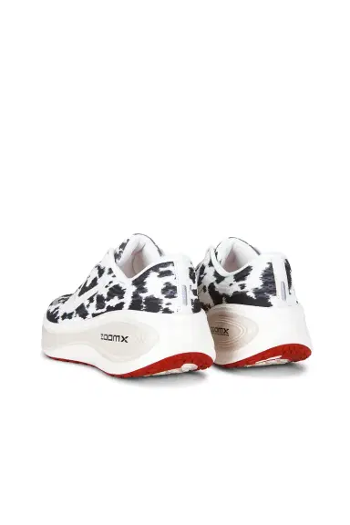 Nike Vomero Plus | Thumbnail 4