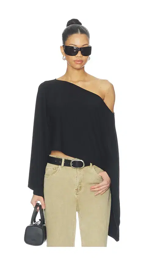 superdown Villie Off Shoulder Top