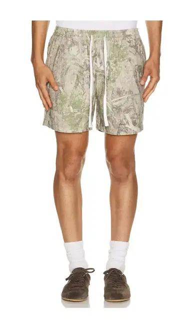 Duvin Design Leisure Walk Short | Thumbnail 1