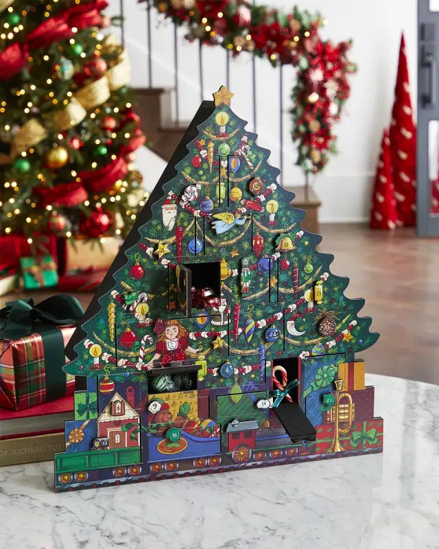 Byers ' Choice Christmas Tree Advent Calendar