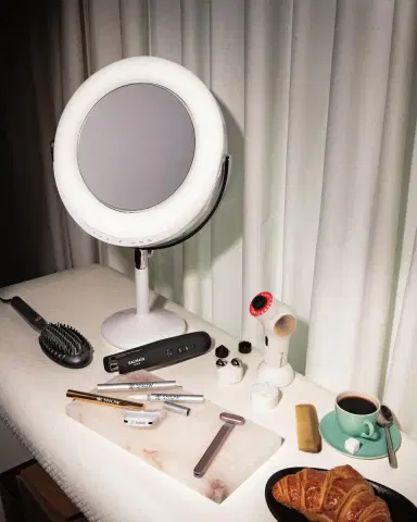 Ilios Beauty Ring Makeup Mirror & Ring Light | Thumbnail 5