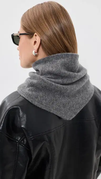 Hat Attack Triangle Wool Knit Scarf Grey One Size | Thumbnail 4