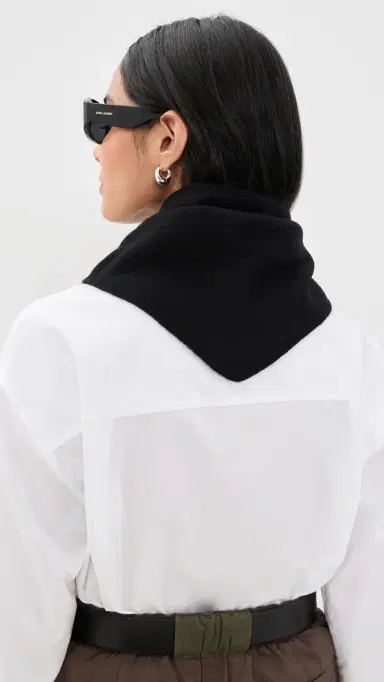 Hat Attack Triangle Wool Knit Scarf Black One Size | Thumbnail 4