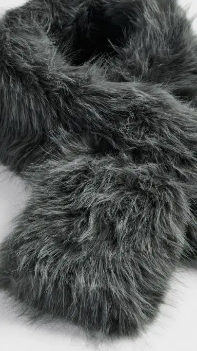 Hat Attack Foxy Pull Thru Scarf Grey One Size | Thumbnail 4