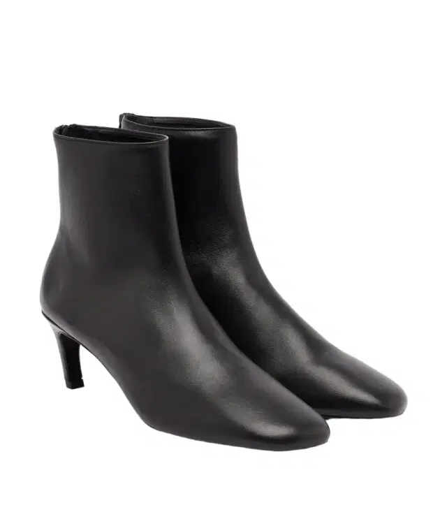 Toteme Leather ankle boots