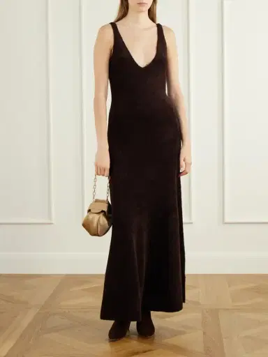 Gabriela Hearst Soft Demi Satin Clutch | Thumbnail 3 Gabriela Hearst Soft Demi Satin Clutch | Thumbnail 3