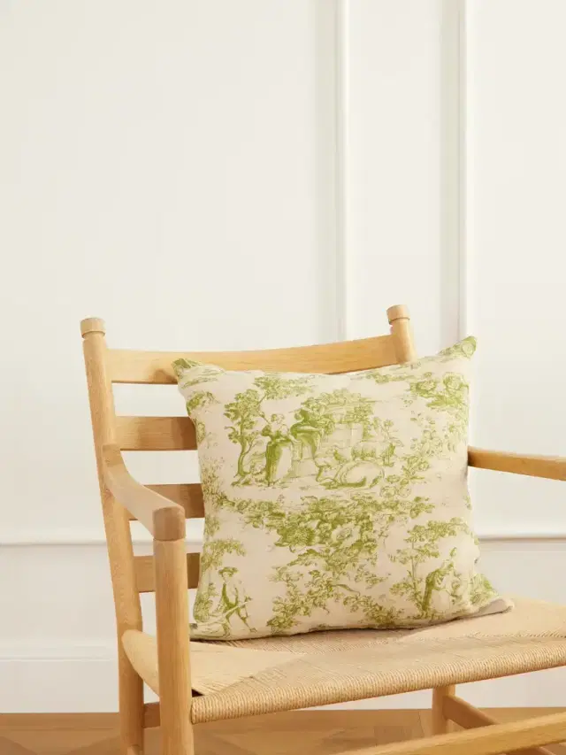 The House of Lyria Glafira Floral-print Linen Cushion