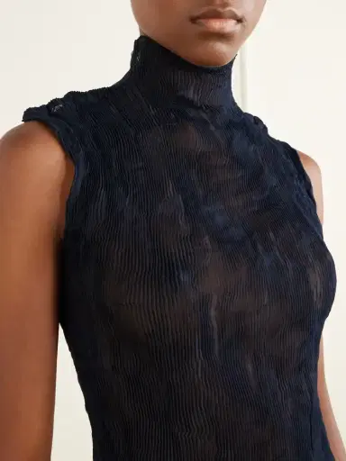 Issey Miyake Twist Plissé-chiffon Top | Thumbnail 4