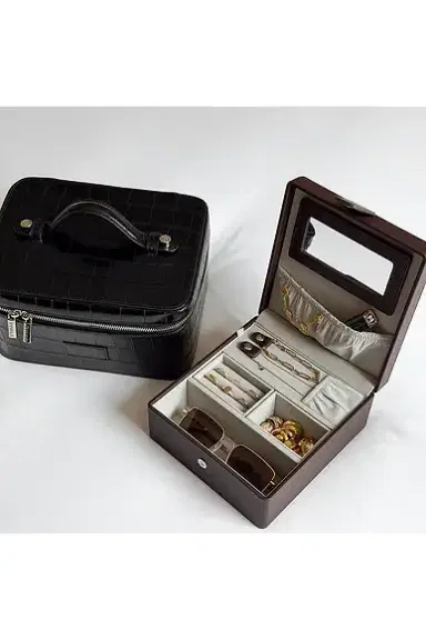 ETOILE COLLECTIVE Capsule Case | Thumbnail 3 ETOILE COLLECTIVE Capsule Case | Thumbnail 3
