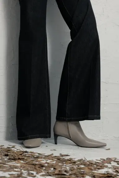 Brunello Cucinelli No Fade Stretch Pant | Thumbnail 3 Brunello Cucinelli No Fade Stretch Pant | Thumbnail 3