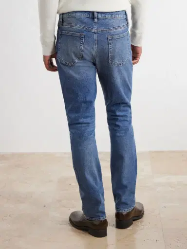 Frame The Modern Straight-Leg Jeans - Men | Thumbnail 4 Frame The Modern Straight-Leg Jeans - Men | Thumbnail 4