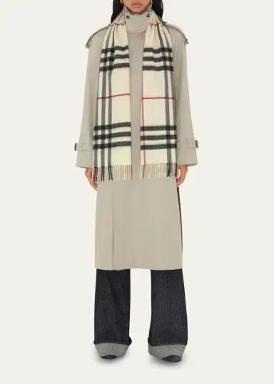Burberry Giant Check Cashmere Scarf | Thumbnail 2