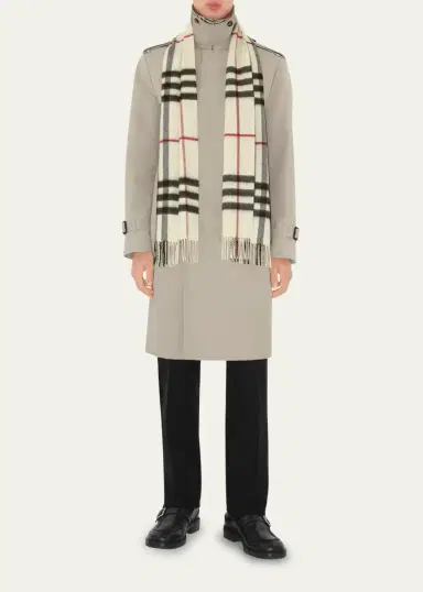 Burberry Giant Check Cashmere Scarf | Thumbnail 4