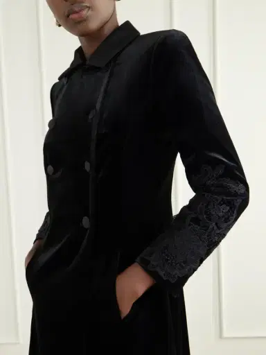 Loretta Caponi Rose Embroidered Velvet Coat | Thumbnail 4