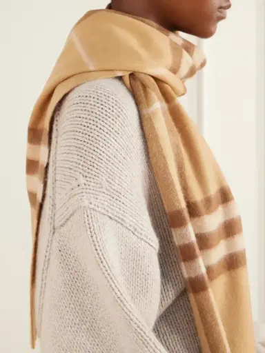 Burberry Fringed Checked Cashmere Scarf | Thumbnail 3