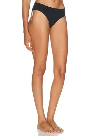 LDMA Low Hide Seamless Brief | Thumbnail 2