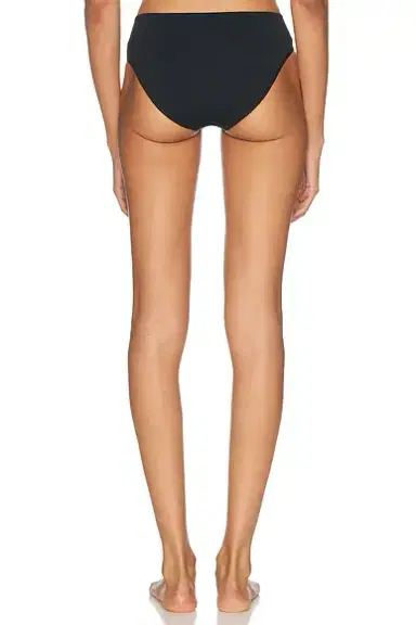 LDMA Low Hide Seamless Brief | Thumbnail 3