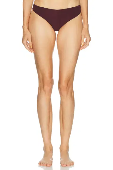 Skims Fits Everybody Thong | Thumbnail 1