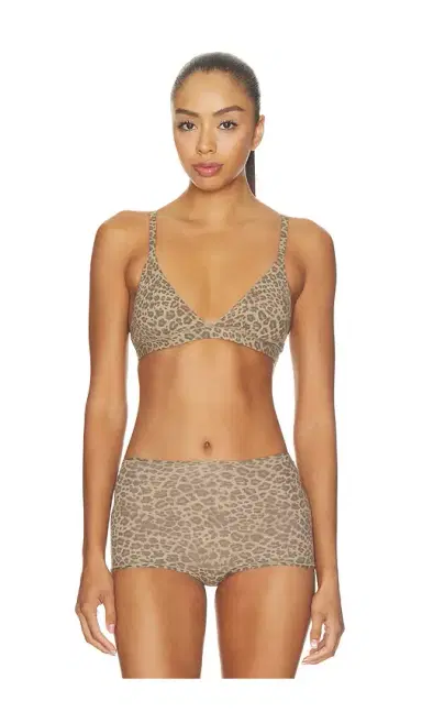 Skims Fits Everybody Triangle Bralette | Thumbnail 1