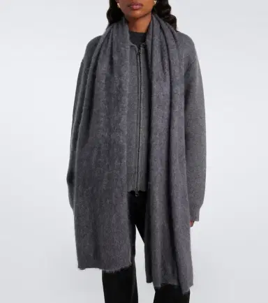 Lisa Yang Brushed cashmere scarf | Thumbnail 4