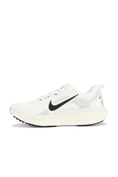 Nike Vomero 18 | Thumbnail 5