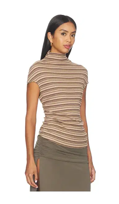 LNA Isla Top | Thumbnail 2